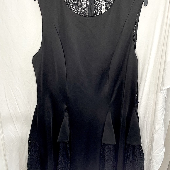 ASOS Curve Scuba Lace Godet Black Mini Dress - Picture 3 of 7